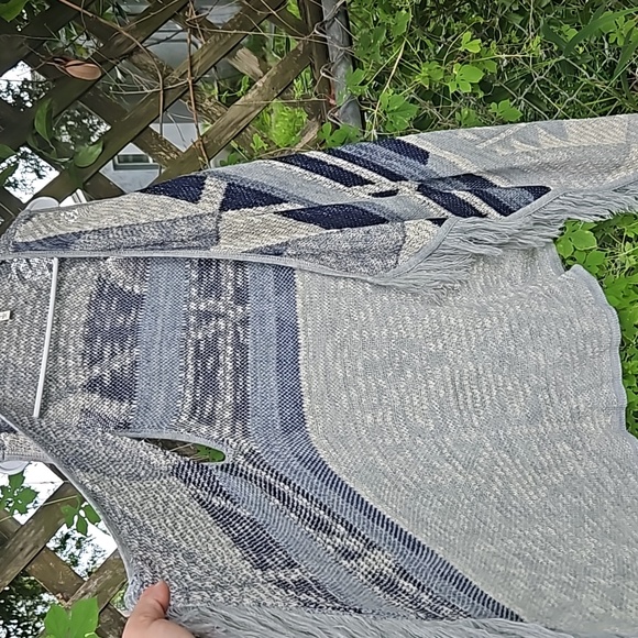 Shades of Blue Bohemian Style Open Front Knit Fringed Long Vest Top Small - Picture 11 of 13